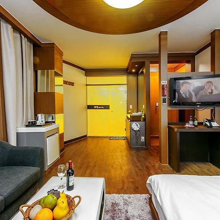 Mk Hotel Йосу Екстер'єр фото