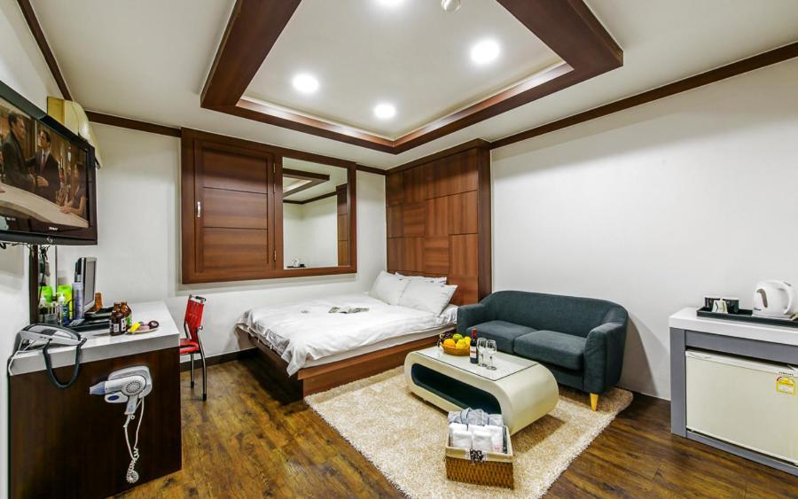 Mk Hotel Йосу Екстер'єр фото