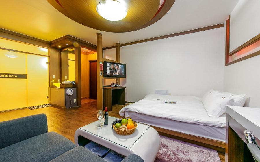 Mk Hotel Йосу Екстер'єр фото